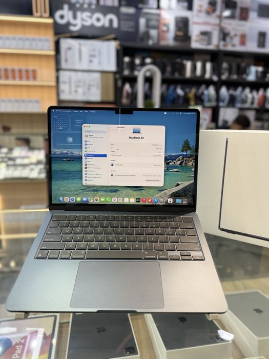 MacBook Air M2 13.6” 16/256GB 31sikl