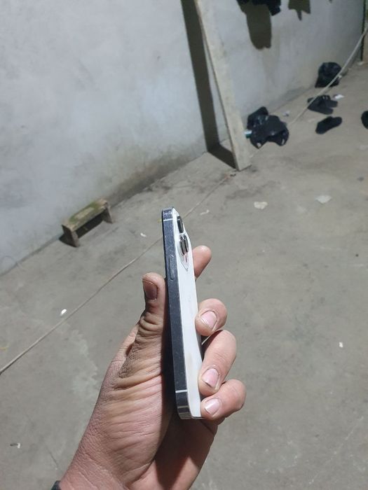 Iphone 13 pro Kar dok