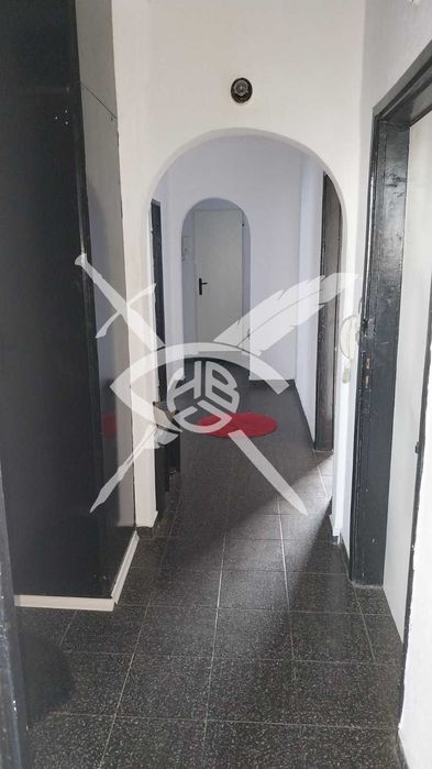 Многостаен апартамент в Център!