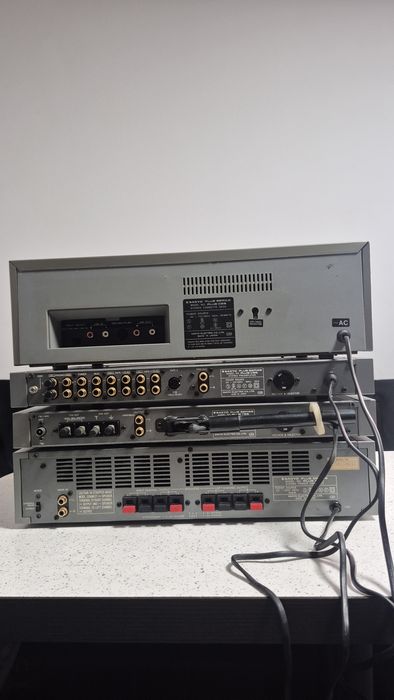 Linie audio Sanyo Plus