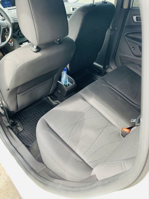 Vând Ford fiesta 2015 1.6 diesel