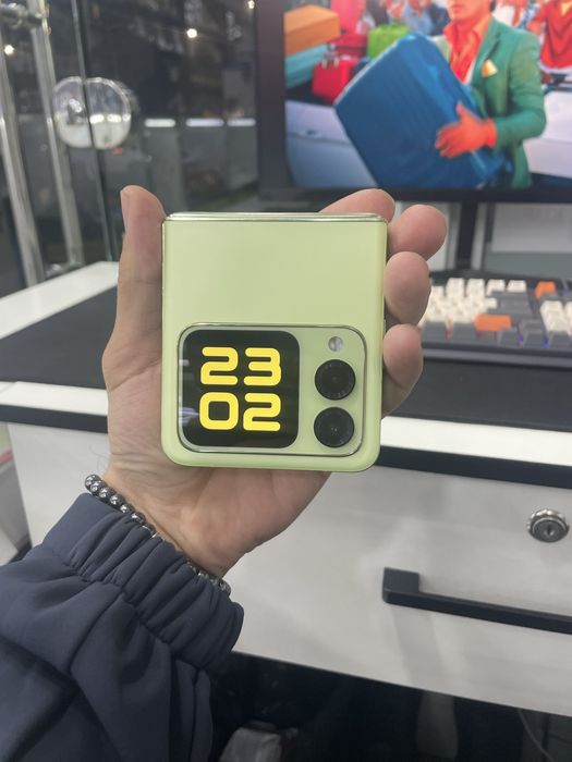 Huawei flip 12/256 flagmin