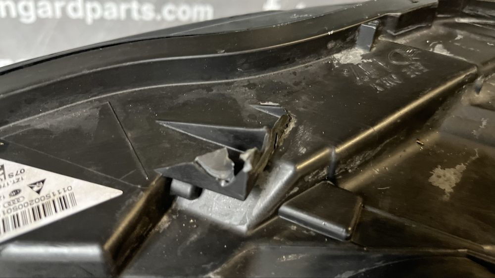 Ляв фар Audi A6 S6 C7 (2011-2019)