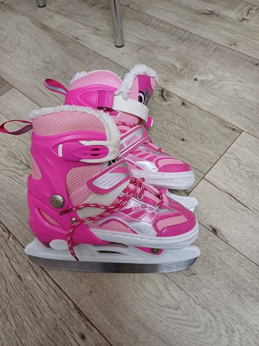 Детские коньки  .