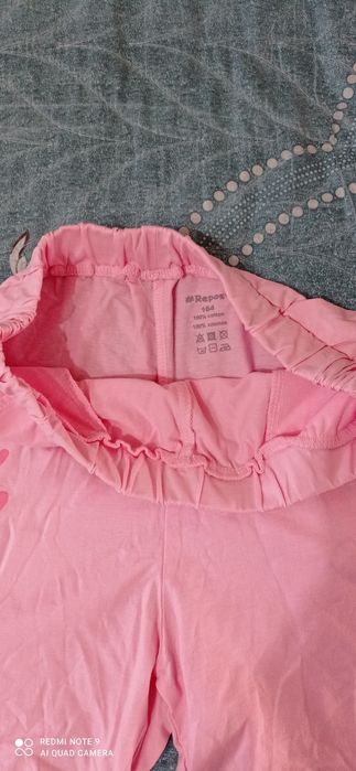 Вещи в отличном состоянии на 12-14 лет.Цена за одну вещь