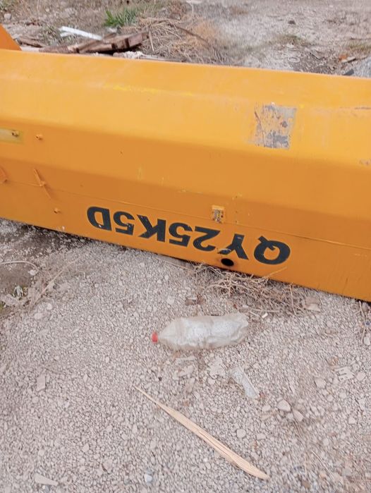 Продаю стрелы бу  автокрана