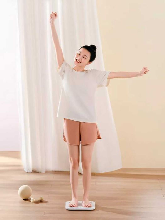 Весы для измерения массы тела Xiaomi Mi Body Fat Smart Scale S400