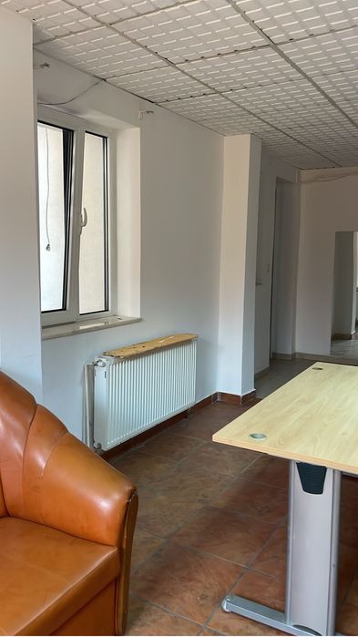 Spatiu pentru birou sau locuit pe strada Arcu
