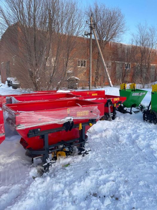 Расбрасыватель РУМ 600,800