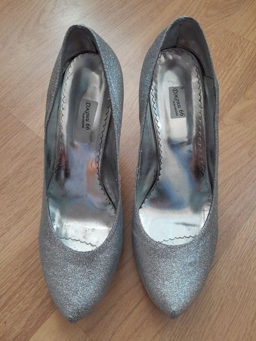 Дамски български обувки