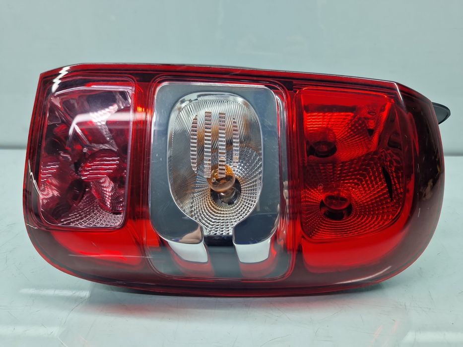 Stop aripa dreapta Dacia Duster [Fabr 2010-2017] SUV Facelift 26550621