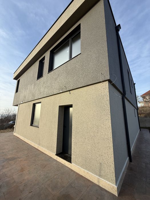 Продава се Къща в Варна, Изгрев - 247 кв.м за 964 €/кв.м - Снимка #2