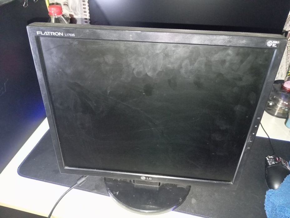 Продам монитор LG