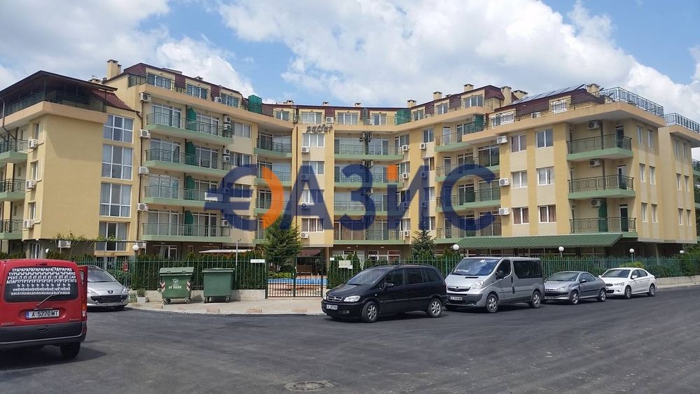 Продава се Едностаен апартамент в к.к. Слънчев бряг - 35 кв.м за 1272 €/кв.м - Снимка #12