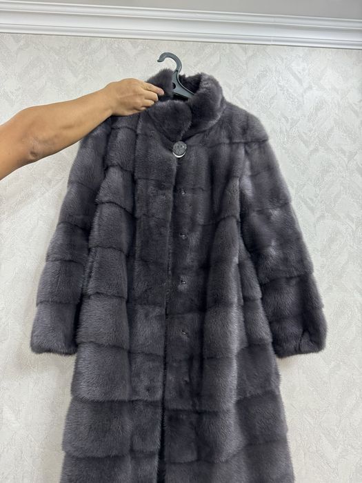 Продам норковую шубу