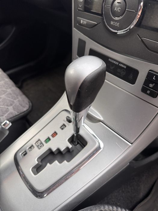 Ручка на селектор Toyota