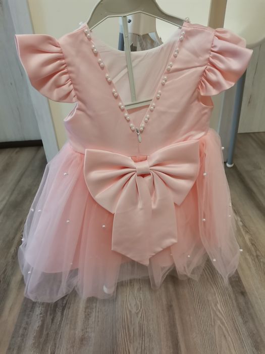 Бебешки роклички