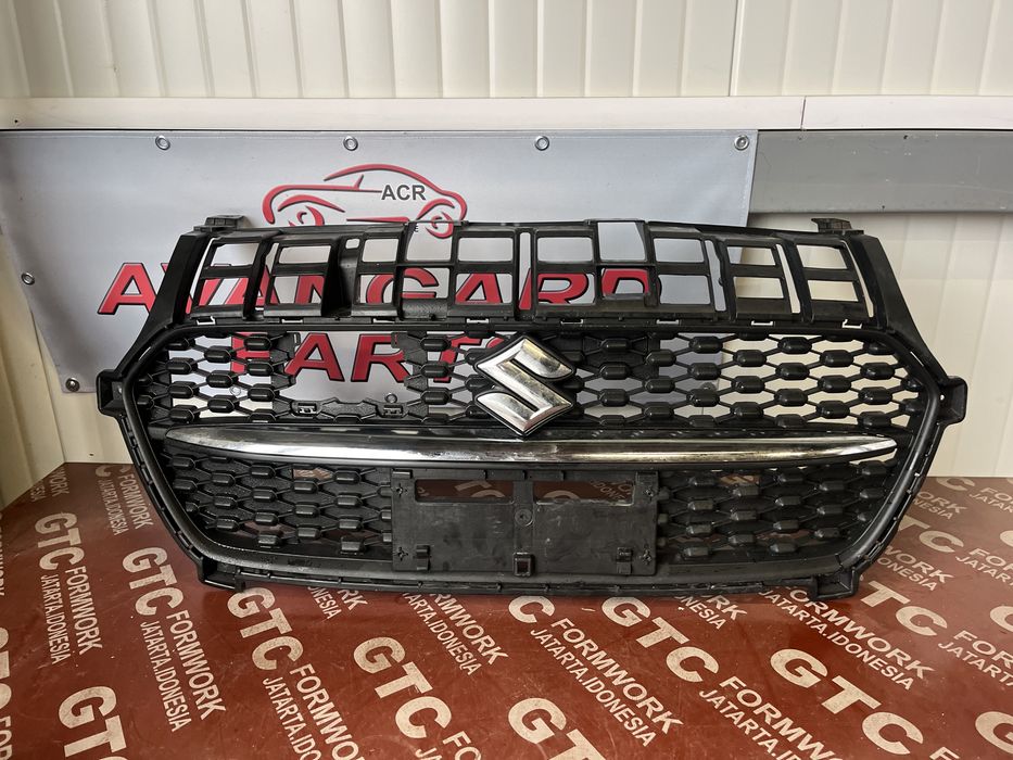 2 броя Решетка Suzuki Swift 2022-