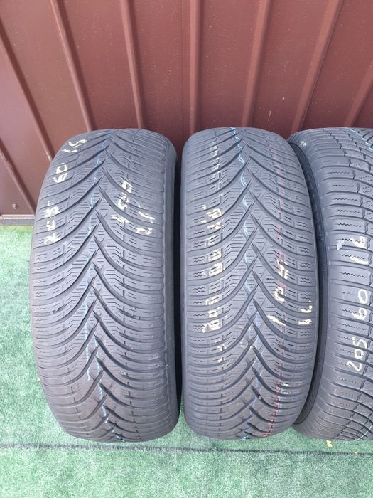 205.60.16 2x BFGOODRICH 2x Firestone