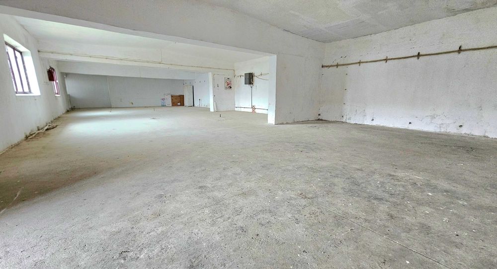 Spatiu Ideal Depozitare Activitati Productie Roman NT