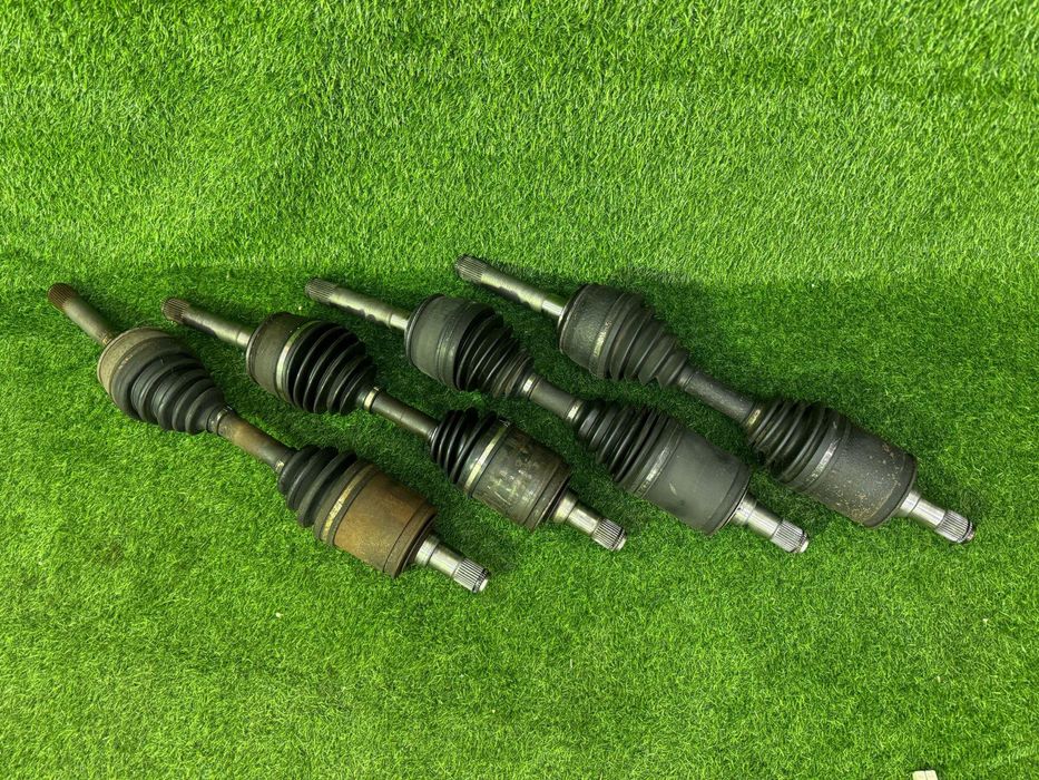 Привод левый правый TLC100 105 LX470