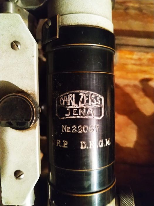 Нивелир Carl Zeiss Jena