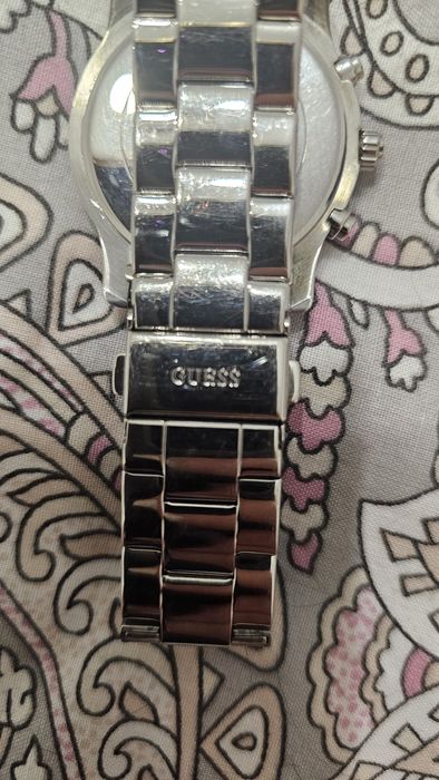 Ceas dama Guess in stare foarte buna