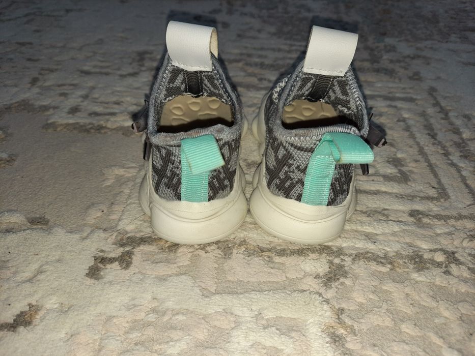 Детские кросовки фирмы "Совенок"