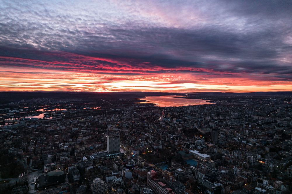 Професионално видеозаснемане с дрон