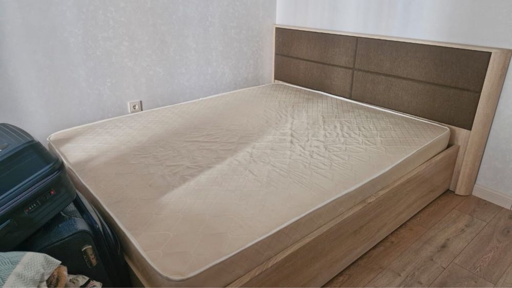 Продам кровать в отличном состоянии
