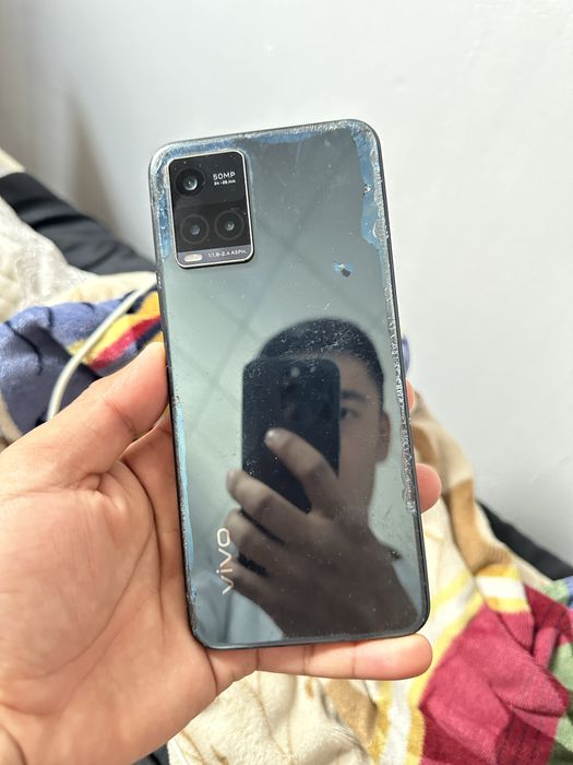 Vivo y33s 128gd игравой