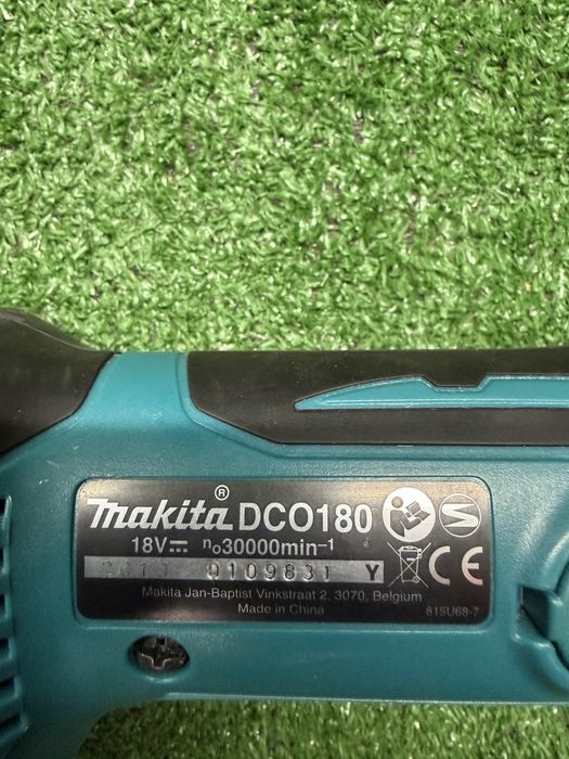 Фреза за гипсокартон Makita DCO180