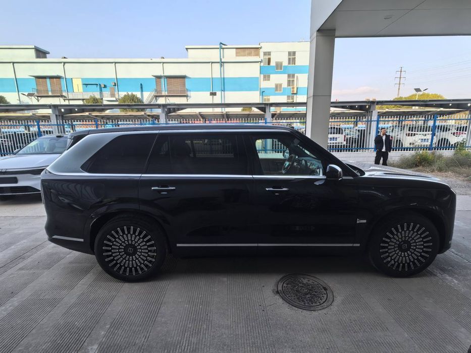 Zeekr X9 ultra pozitsia