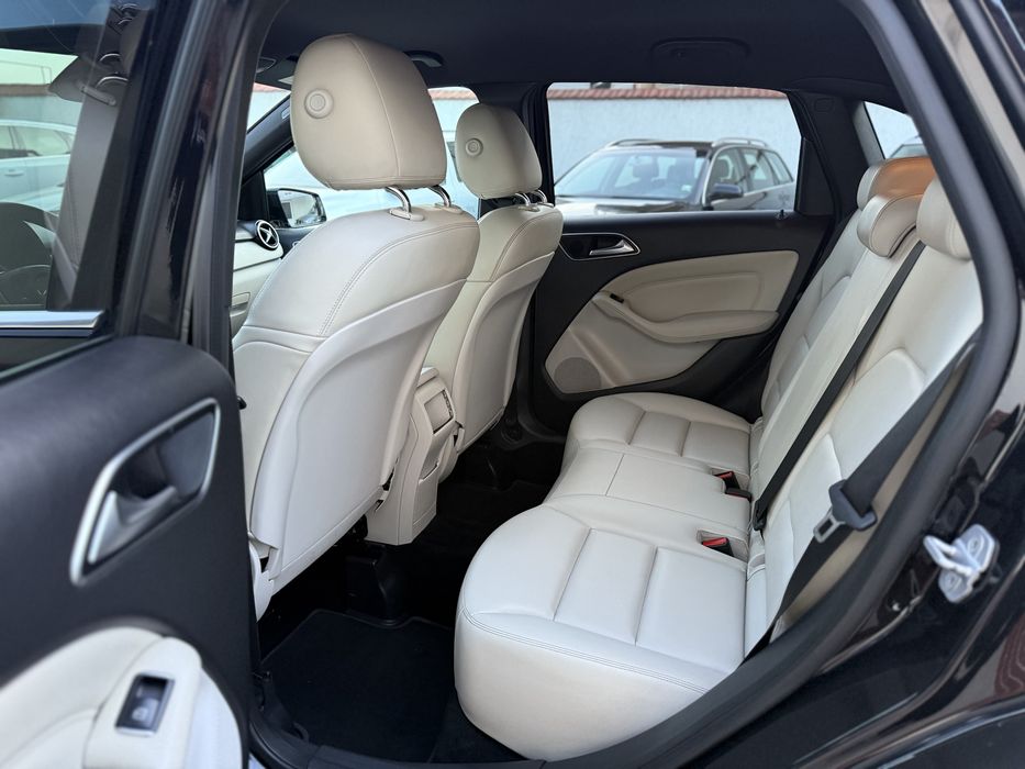 Vand Mercedes B-class An 2012 Motor 1.8 Diesel