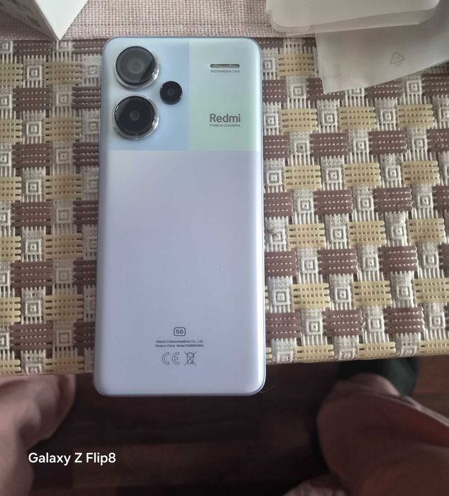 Телефон Redmi note 13 Pro+ 5G