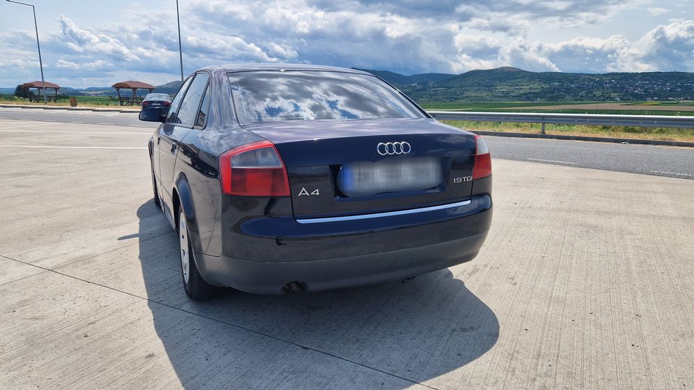 AUDI A4 2004 — imagine 3