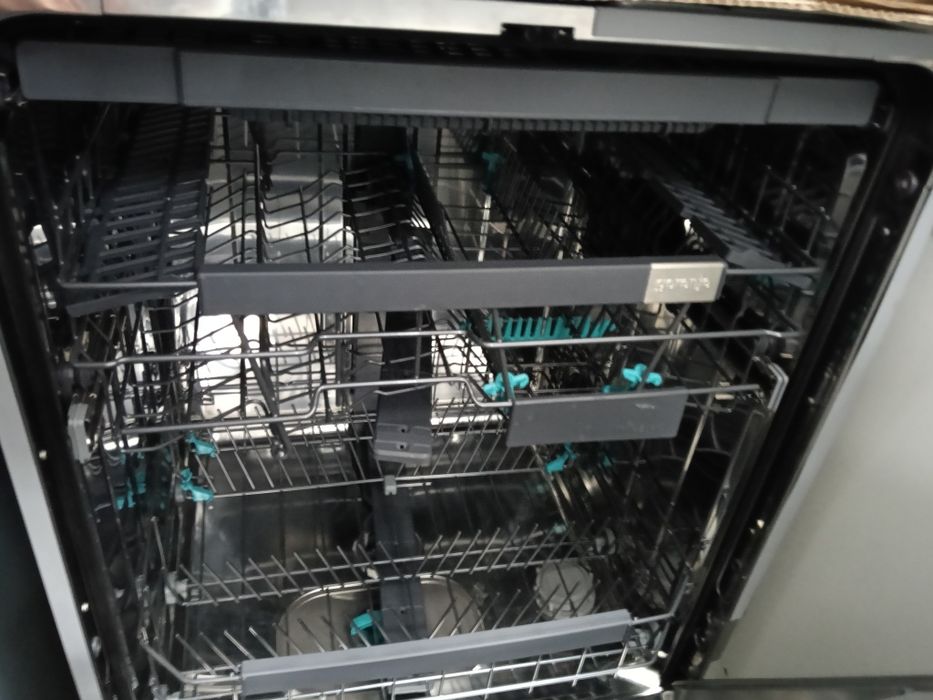 Mașină de spălat vase incorporabila Gorenje xL