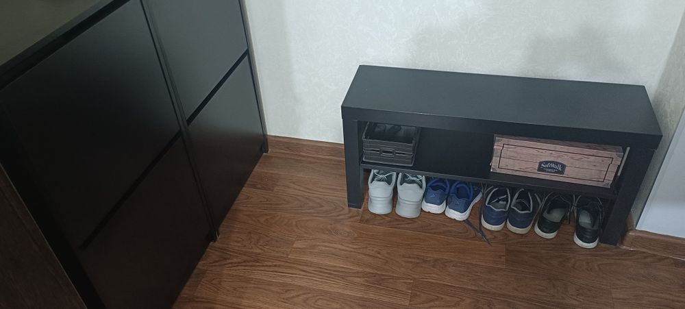 Мебель для прихожей.