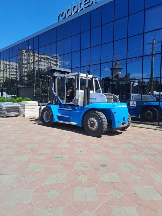 Închiriez motostivuitor stivuitor manitou încarcator telescopic macara