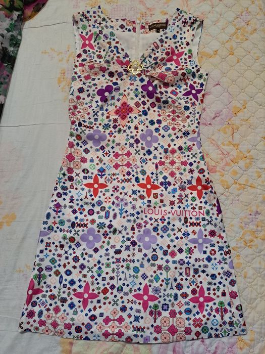 Платья размер 42-44