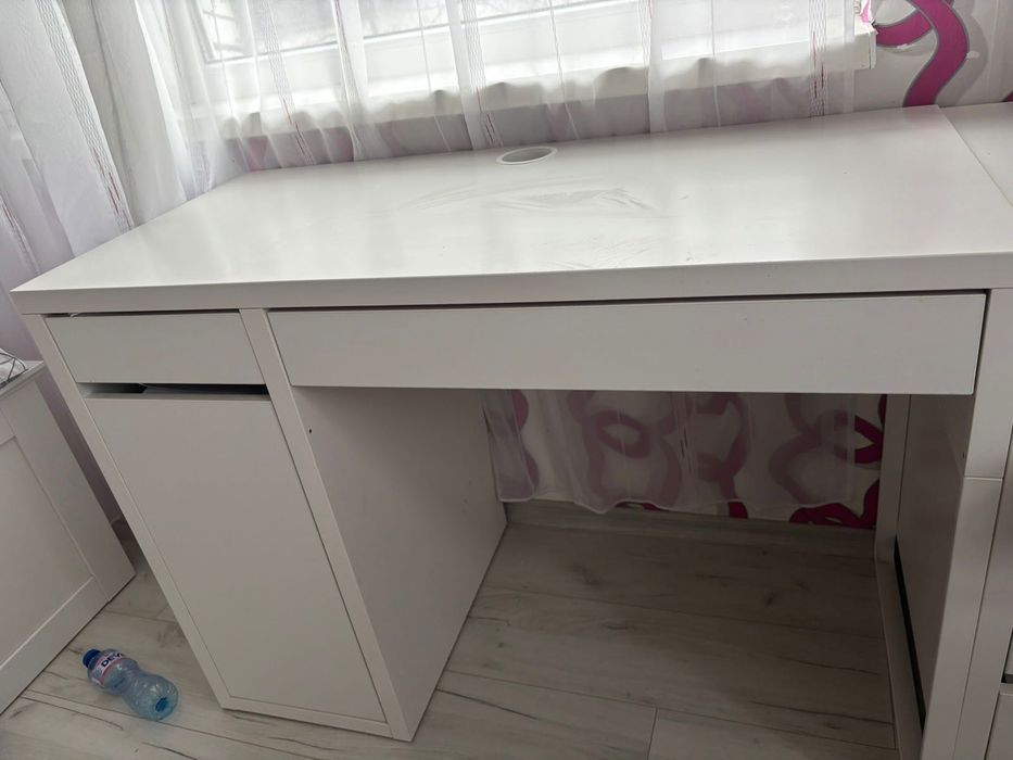 Бюро ученическо бяло