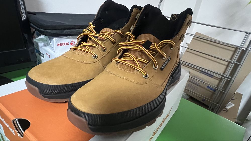 Ghete Timberland NOI, marimea 43, Field Trekker