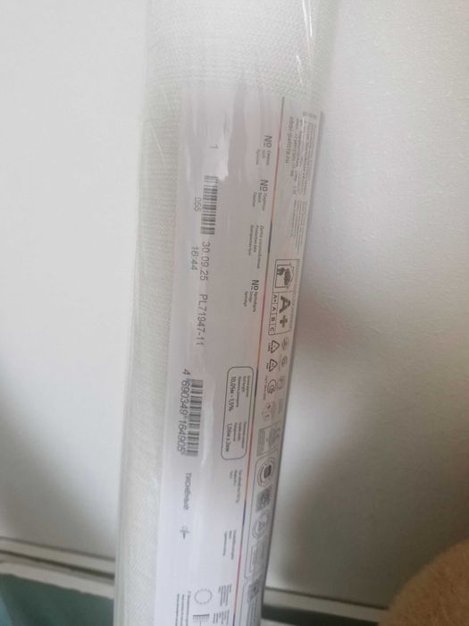 Продам обои новый