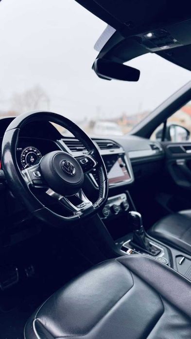 Vând VW Tiguan R-line 2.0 190 cp Diesel 4Motion 2018, 4x4, Distronic,