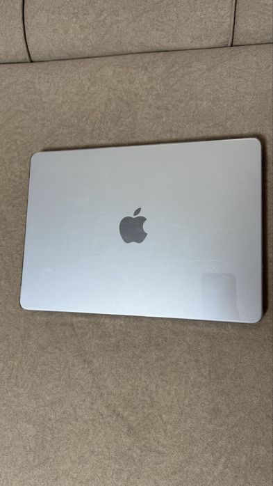 Макбук м4 16/512гб небесно голубой новый с подарками читать в коммент