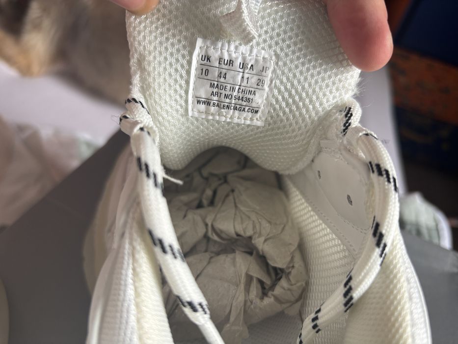 balenciaga triple s