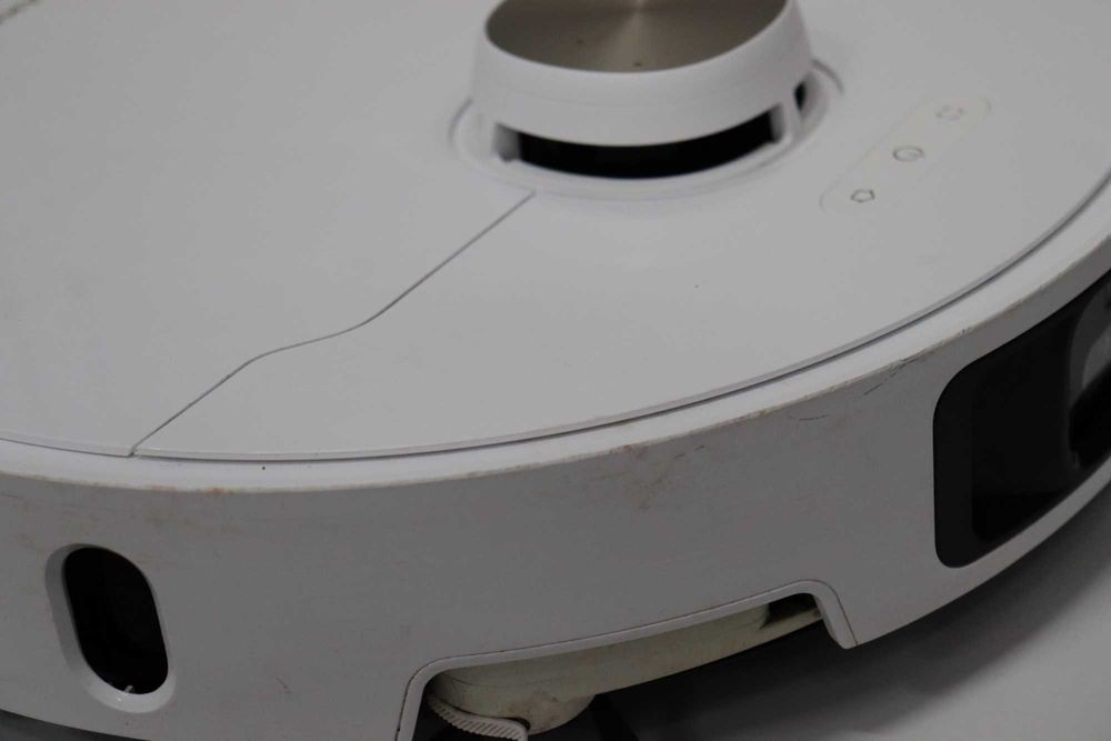 Прахосмукачка робот DREAME L40 Ultra, гореща вода 65°C, Mop, Self-Wash