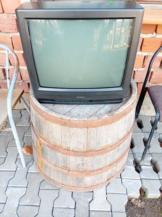 Телевизор Фунай!