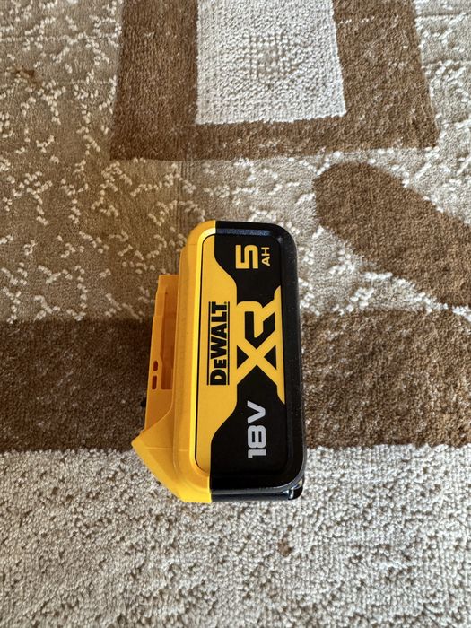 Аккумулятор DeWalt