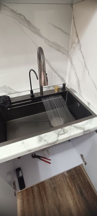 Santexnika fantan topli pol katyol mantaj qlamza rakvna unustanovka